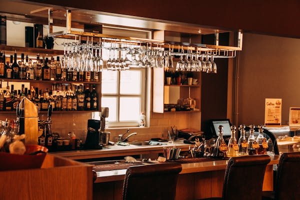 Top 5 critères pour sélectionner un expert en équipement de bar